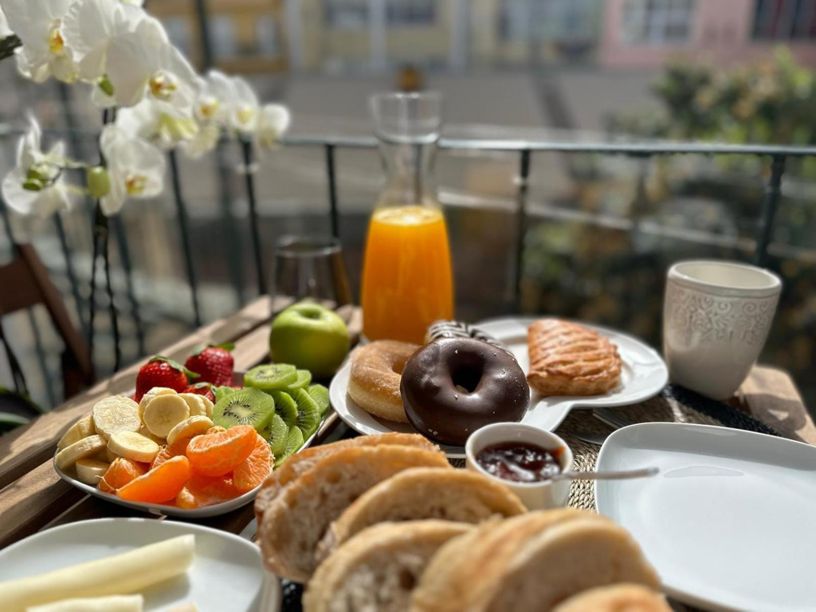 Hospedagem domiciliar Quarto Aconchegante Com Janela E Vista Para Cidade Lisboa